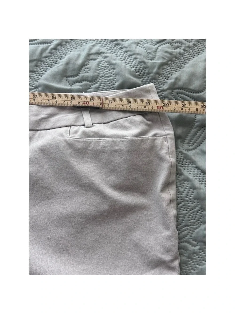 Lane Bryant Light Gray Capri Pants Plus Size 18 Slim Polished Crop